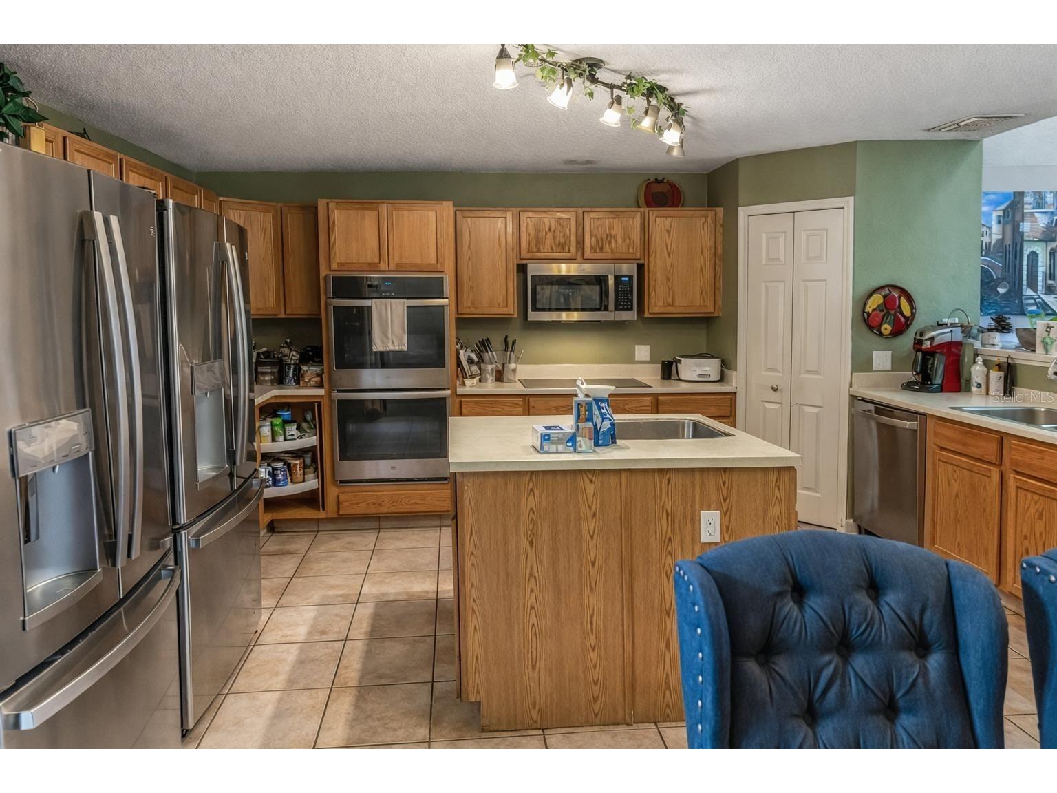217 Tres Reyes Lane Groveland FL 34736 A4689467 image5