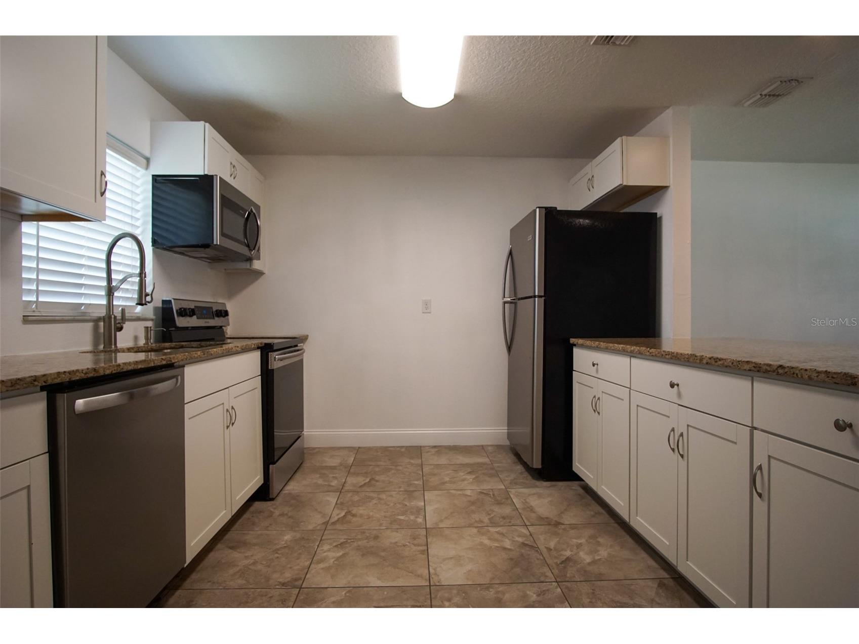 217 W Maple Street Davenport FL 33837 S5146476 image4