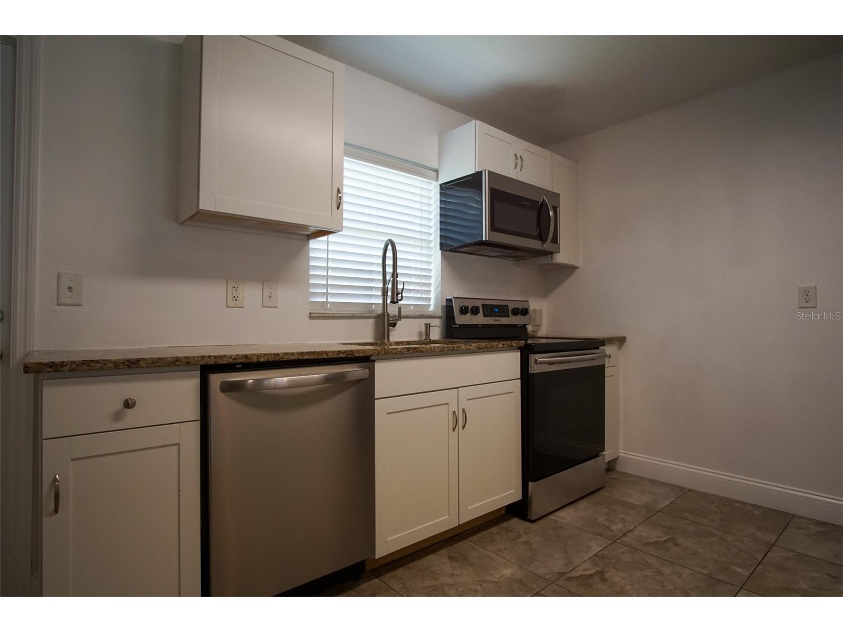 217 W Maple Street Davenport FL 33837 S5146476 image5