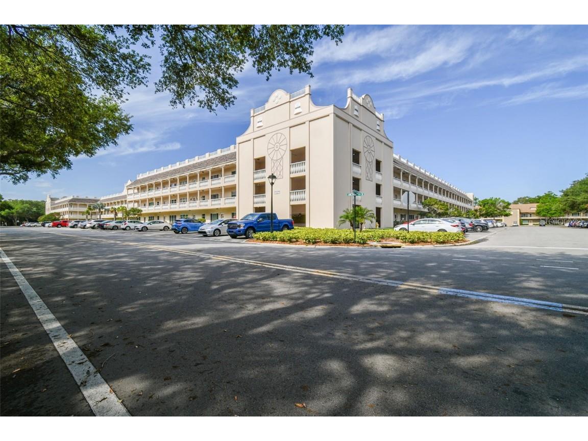 2170 Americus Boulevard N #64 Clearwater FL 33763 U8197664 image1