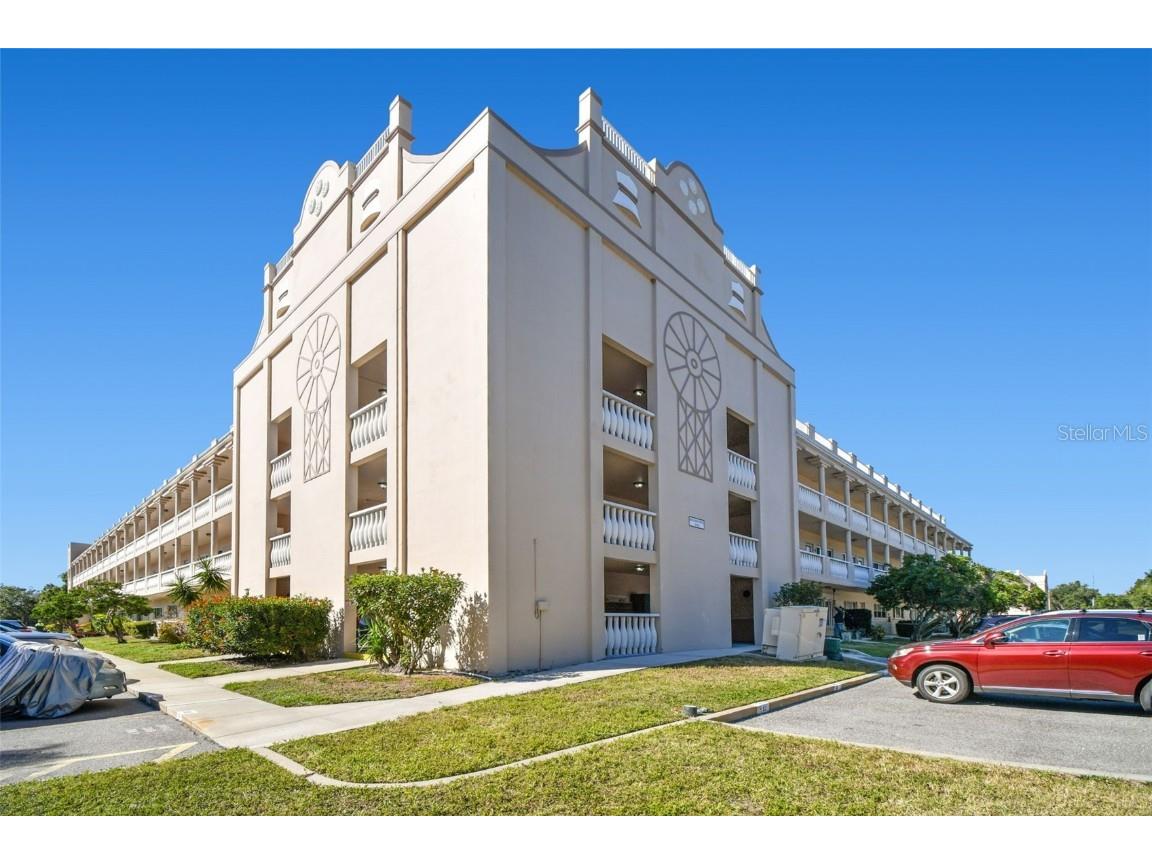 2170 Americus Boulevard S #34 Clearwater FL 33763 TB8444393 image4