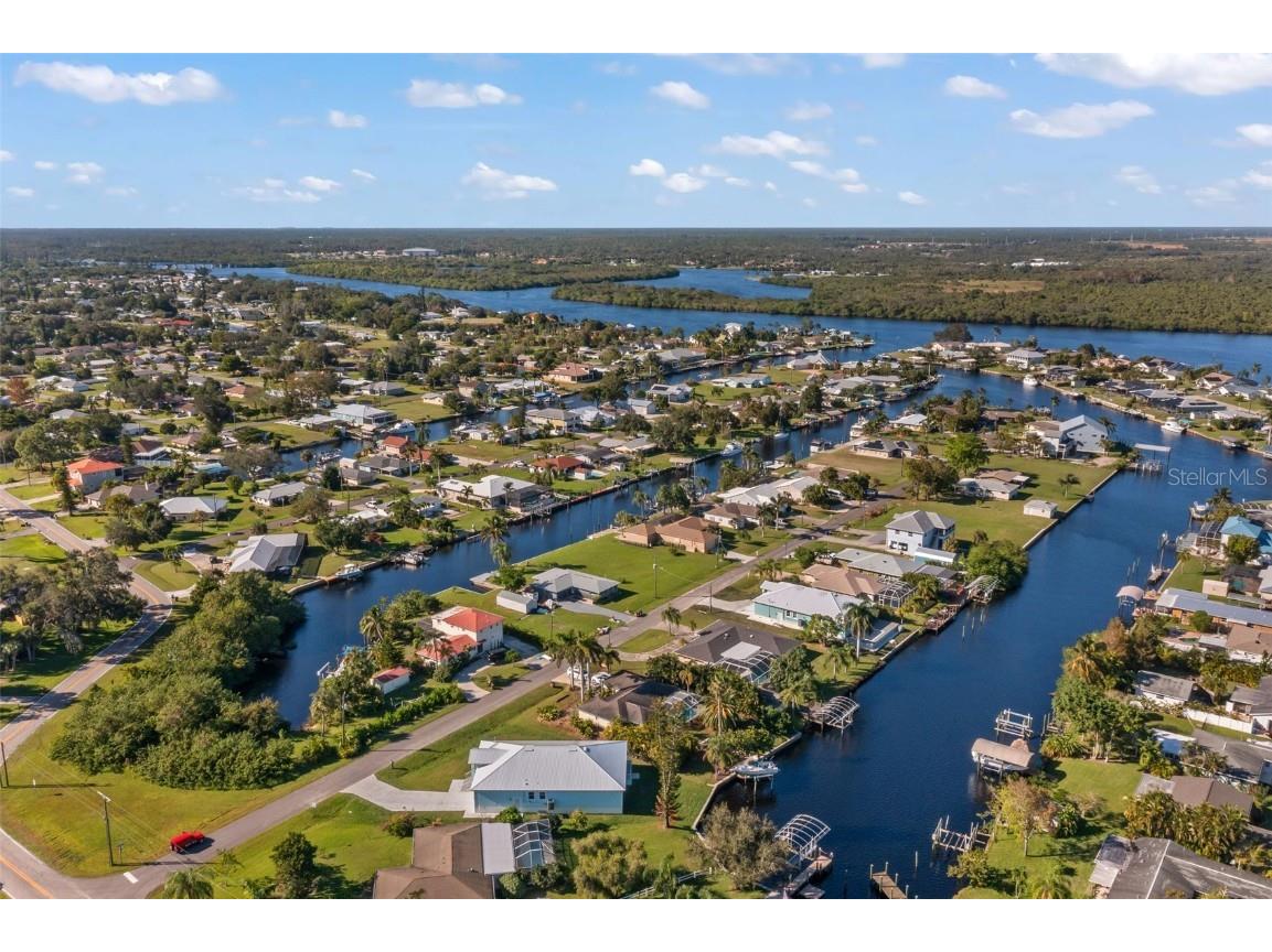 2170 Barbados Avenue Fort Myers FL 33905 TB8446546 image45