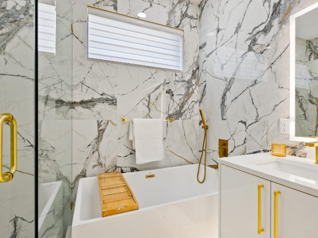 2170 Fruitville Road Sarasota FL 34237 A4620441 image26