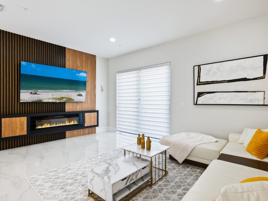 2170 Fruitville Road Sarasota FL 34237 A4620441 image8