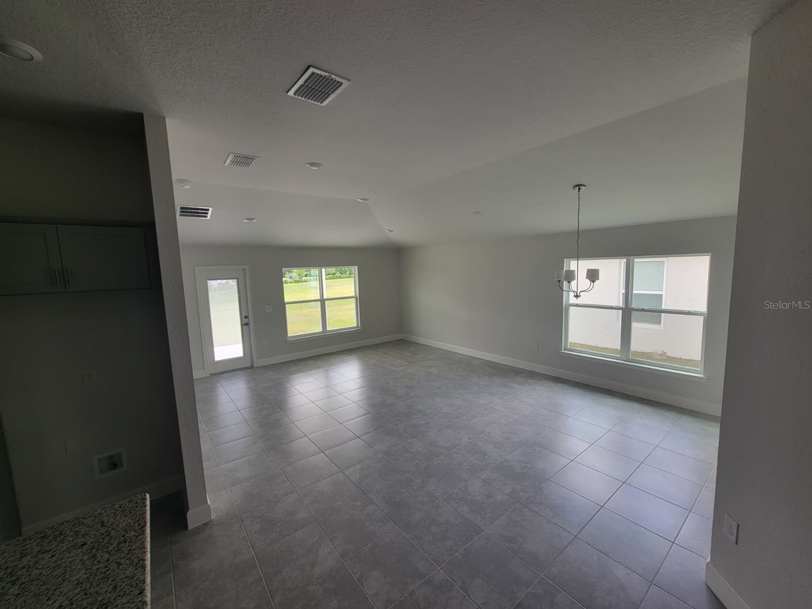 2170 NW 23rd Loop Ocala FL 34475 O6403446 image3