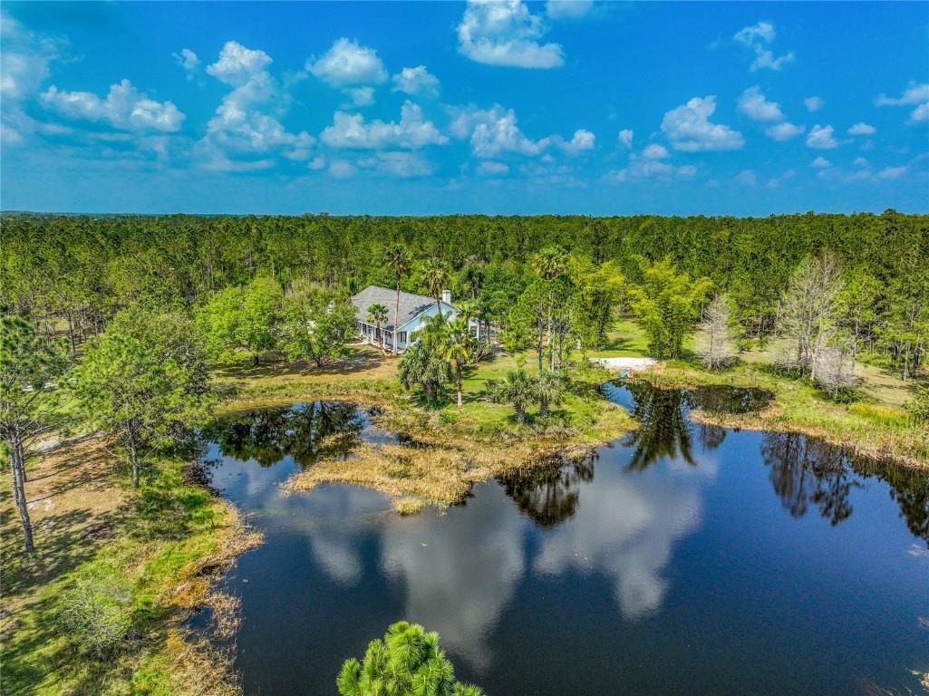 21705 67th Avenue E Bradenton FL 34211 A4564459 image1