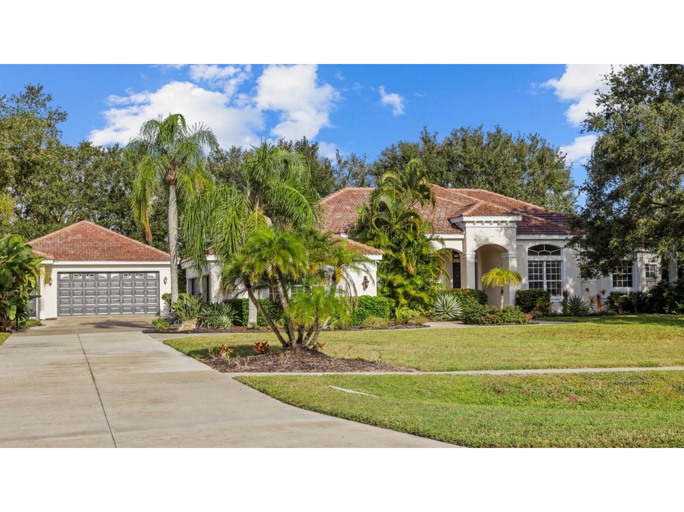 21715 Deer Pointe Crossing Bradenton FL 34202 A4593853 image1