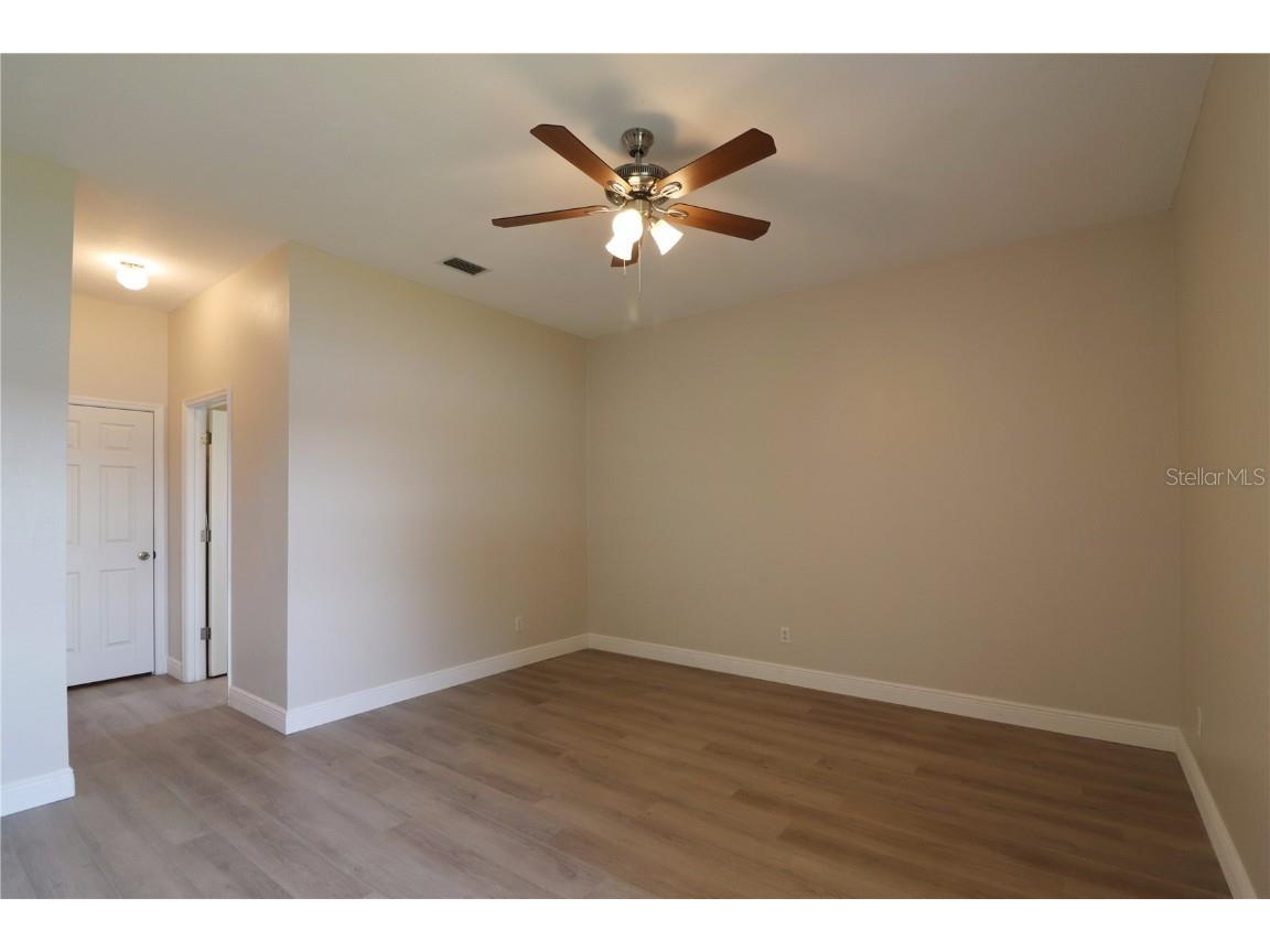 21716 King John Street Leesburg FL 34748 - ROYAL LAKE G5103394 image10