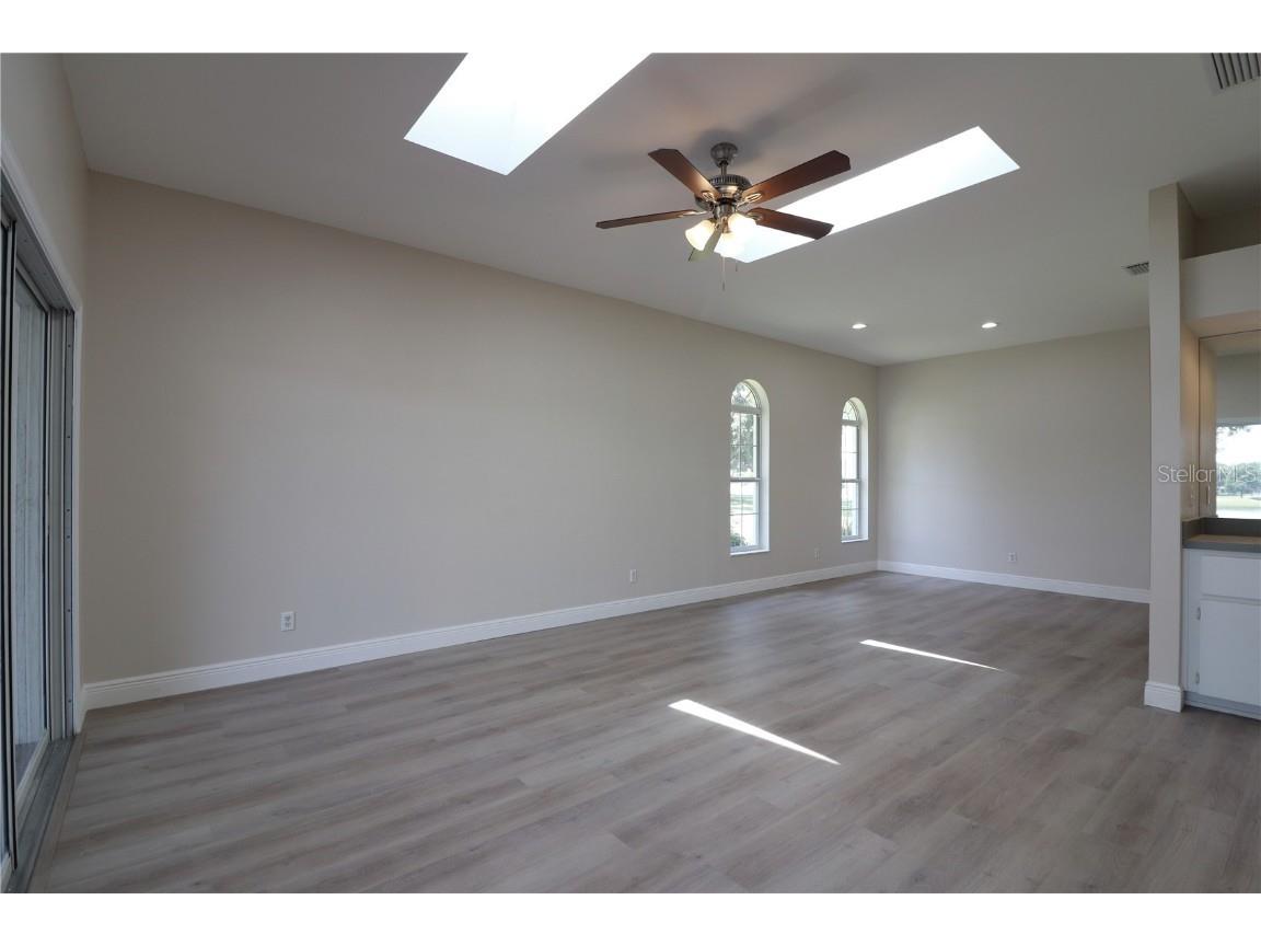 21716 King John Street Leesburg FL 34748 - ROYAL LAKE G5103394 image4