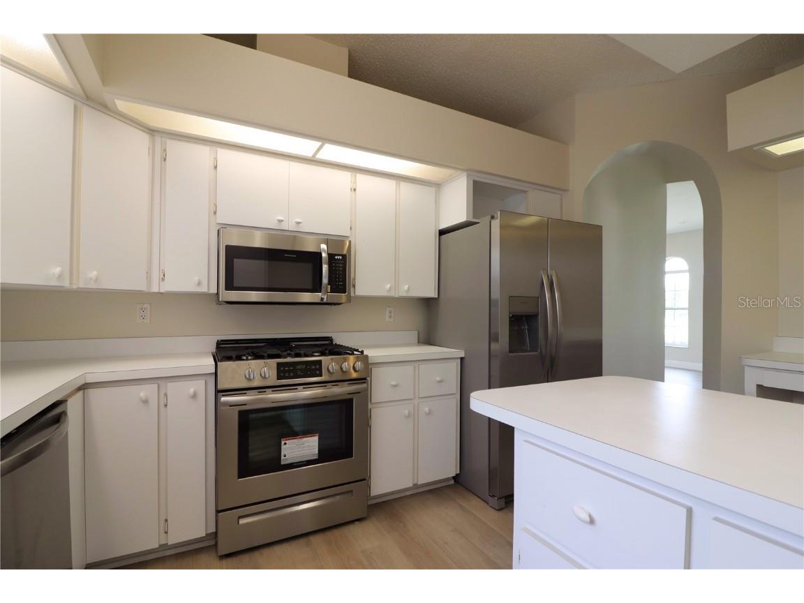 21716 King John Street Leesburg FL 34748 - ROYAL LAKE G5103394 image7