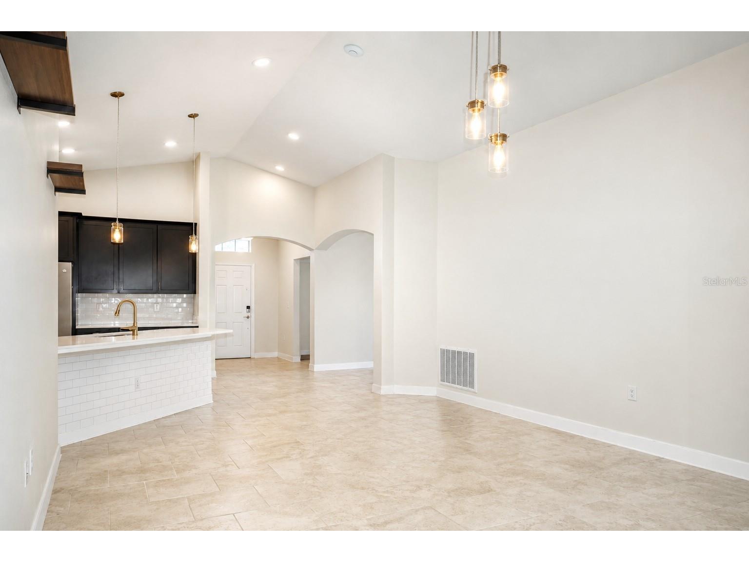 2172 Lake Side Avenue Davenport FL 33837 S5149553 image4