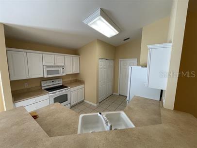 2172 NW 50th Place Gainesville FL 32605 GC535037 image5