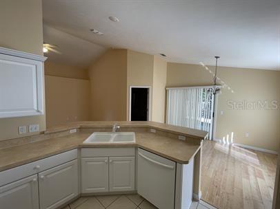 2172 NW 50th Place Gainesville FL 32605 GC535037 image6