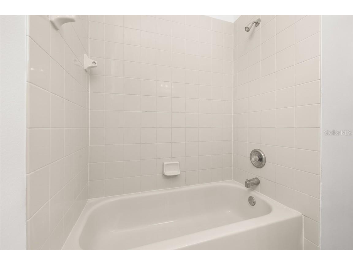 2172 The Oaks Boulevard Kissimmee FL 34746 S5134772 image29