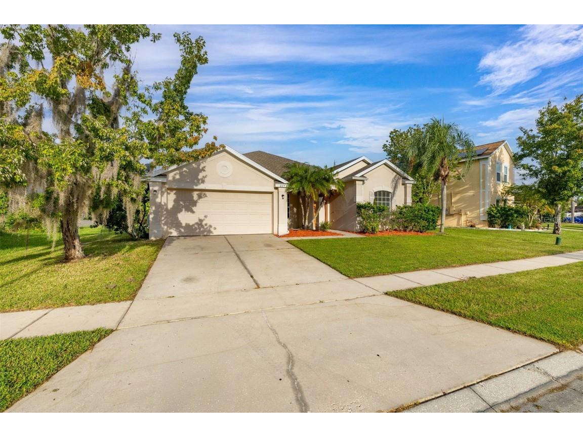 2172 The Oaks Boulevard Kissimmee FL 34746 S5134772 image5