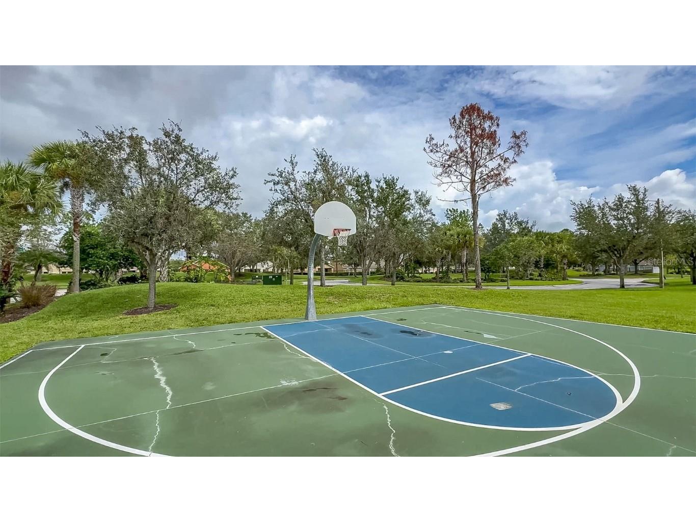 2172 The Oaks Boulevard Kissimmee FL 34746 S5134772 image80