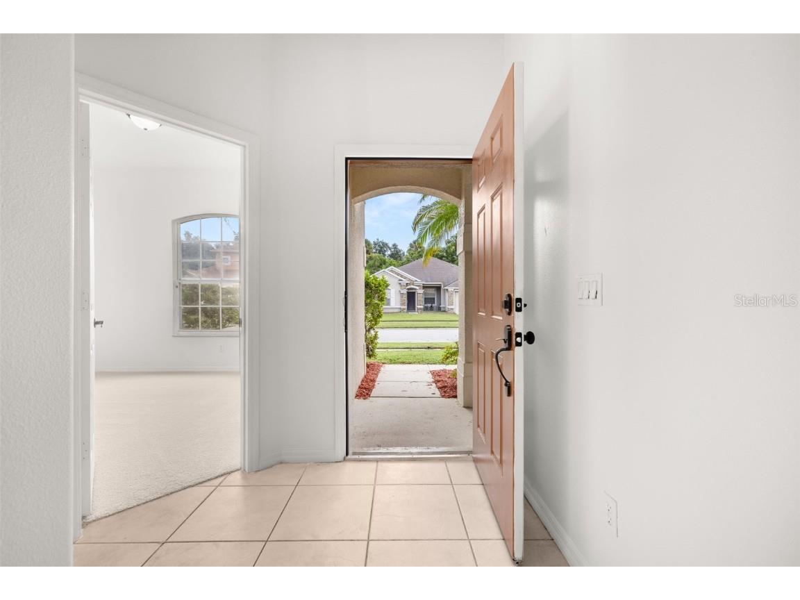 2172 The Oaks Boulevard Kissimmee FL 34746 S5134772 image9