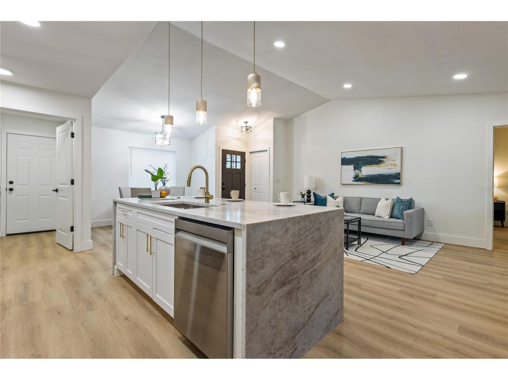2173 Cypress Point Drive N Clearwater FL 33763 TB8498259 image16