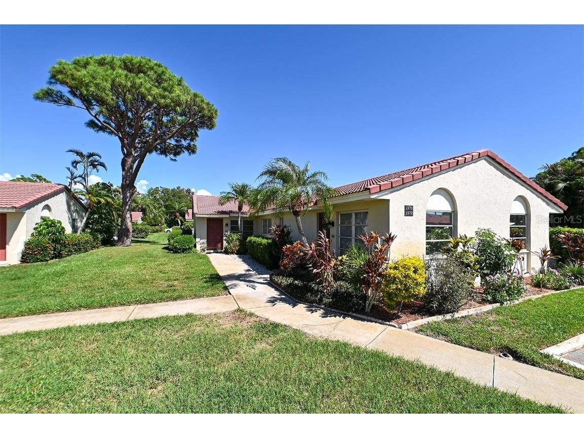 2173 Pueblo Circle #V-19 Sarasota FL 34231 A4582850 image1