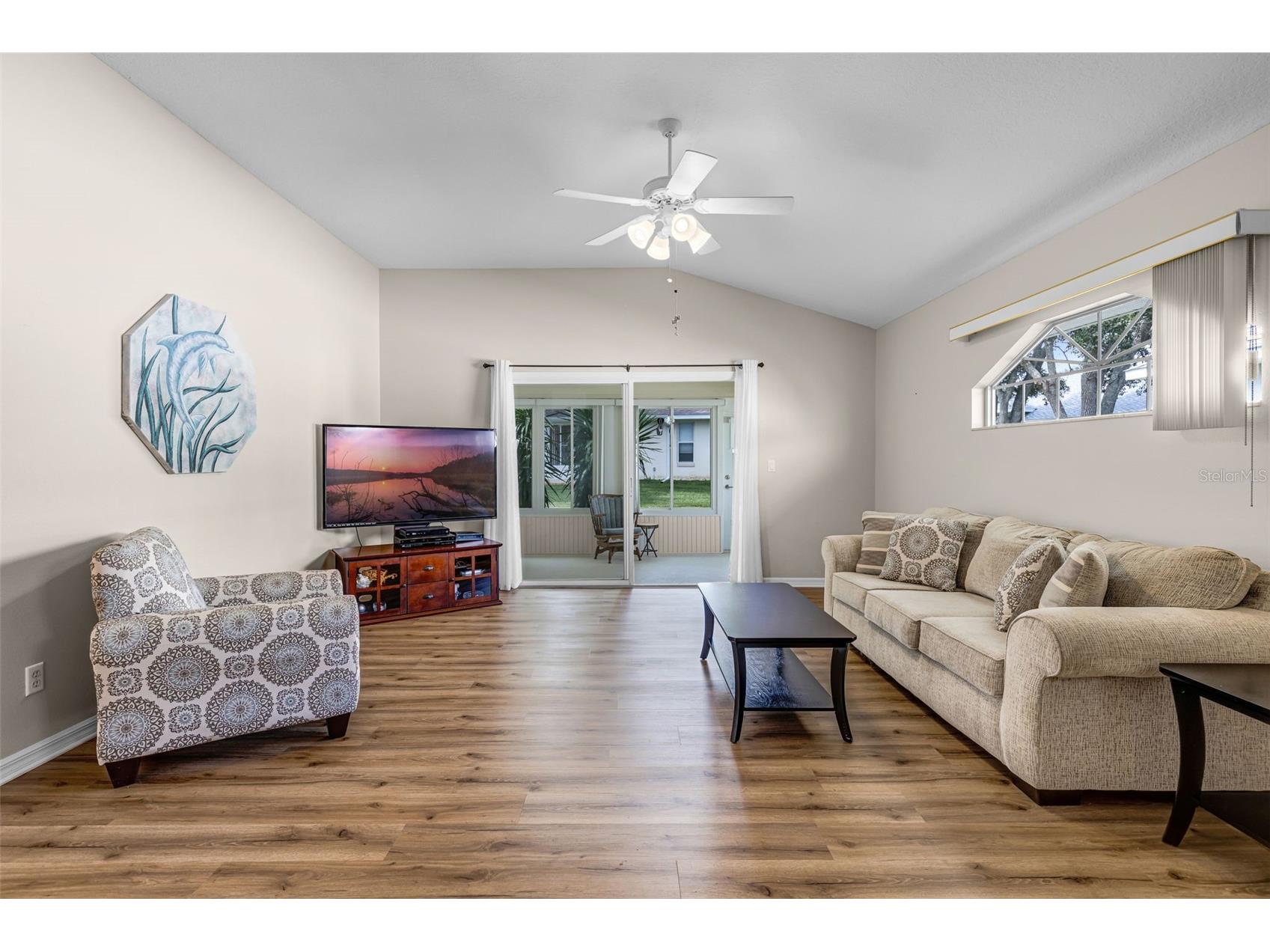21737 King John Street Leesburg FL 34748 - ROYAL LAKE G5101951 image4