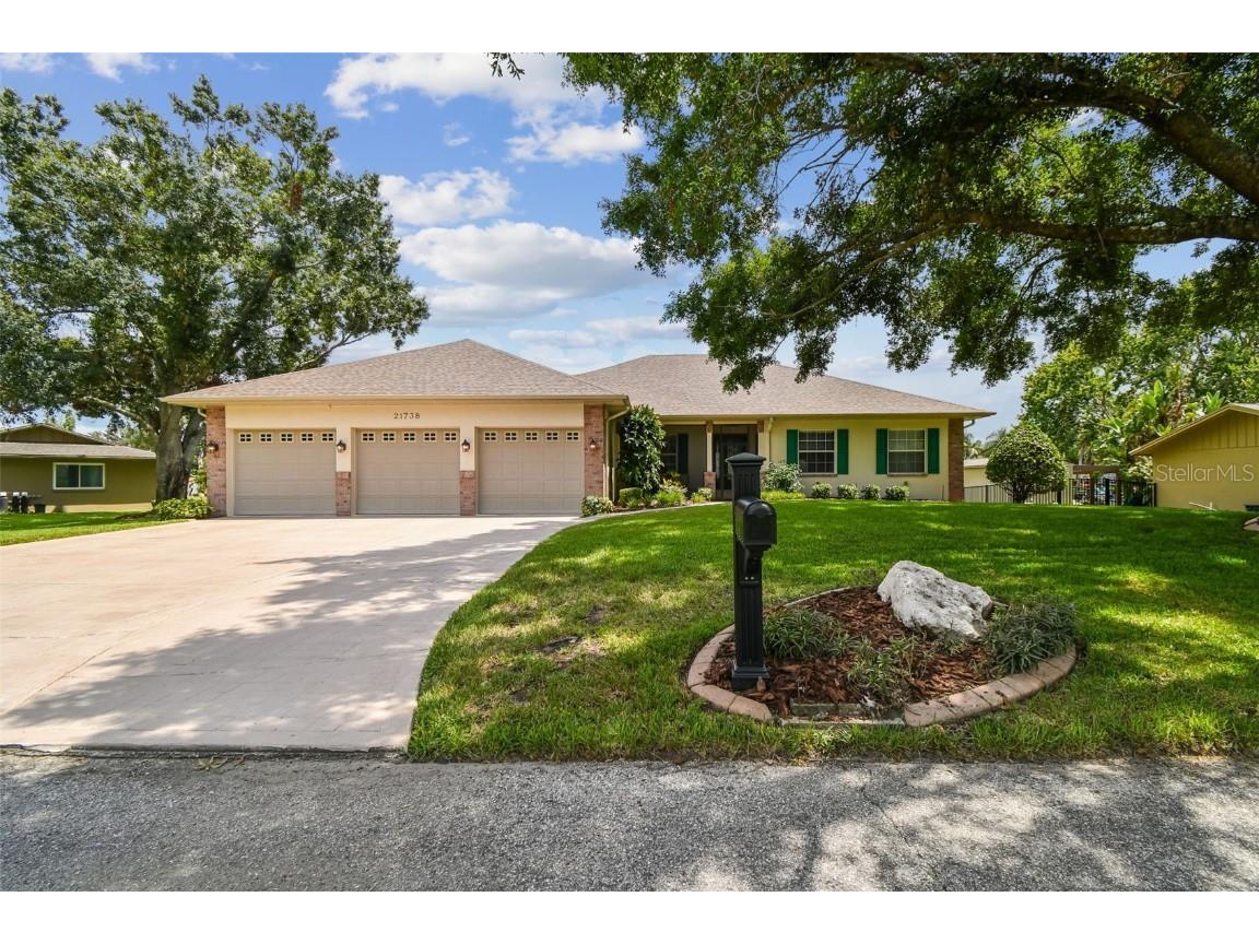 21738 Ocean Pines Drive Land O Lakes FL 34639 - LAKE SAXON TB8394490 image4