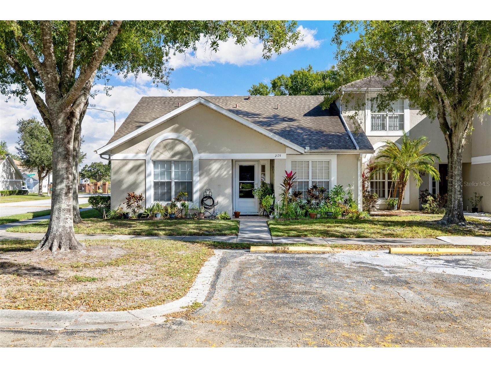 2174 Cypress Bay Boulevard Kissimmee FL 34743 S5138613 image1