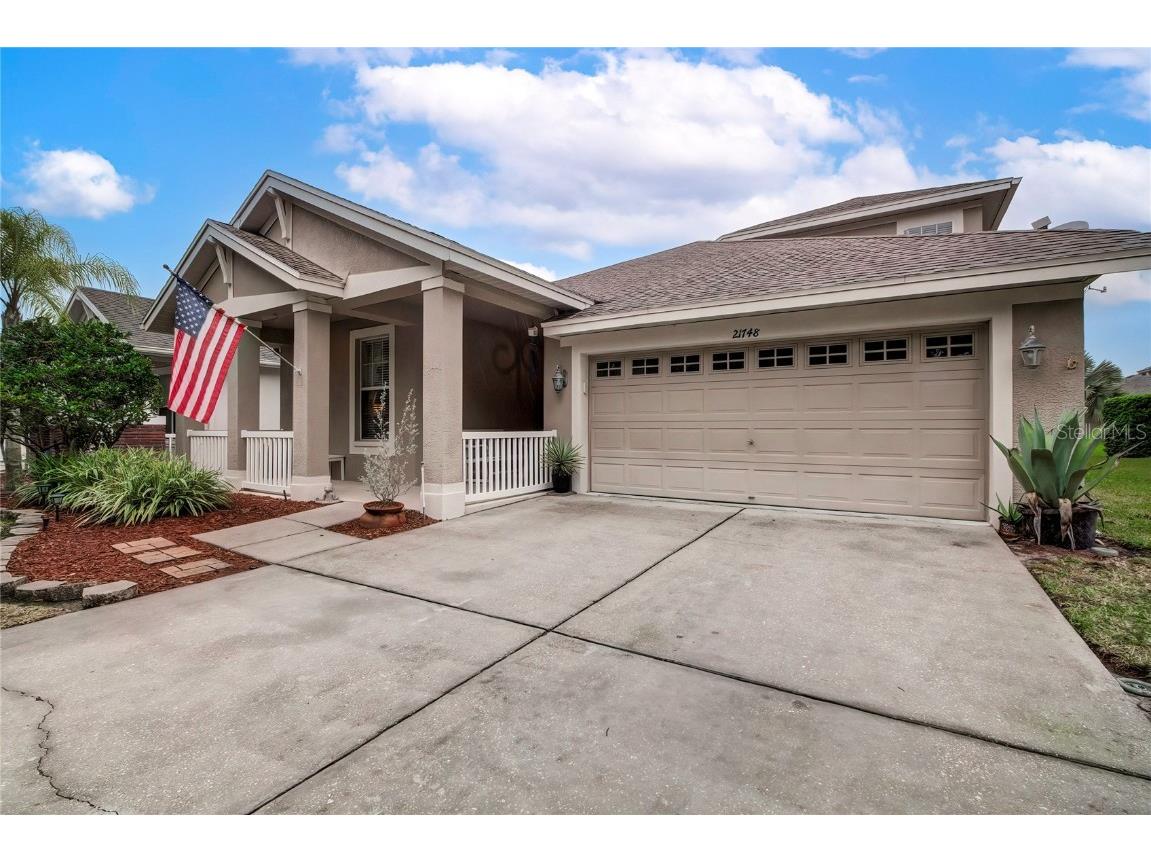 21748 Garden Walk Loop Land O Lakes FL 34637 - Bay Lake T3498081 image1