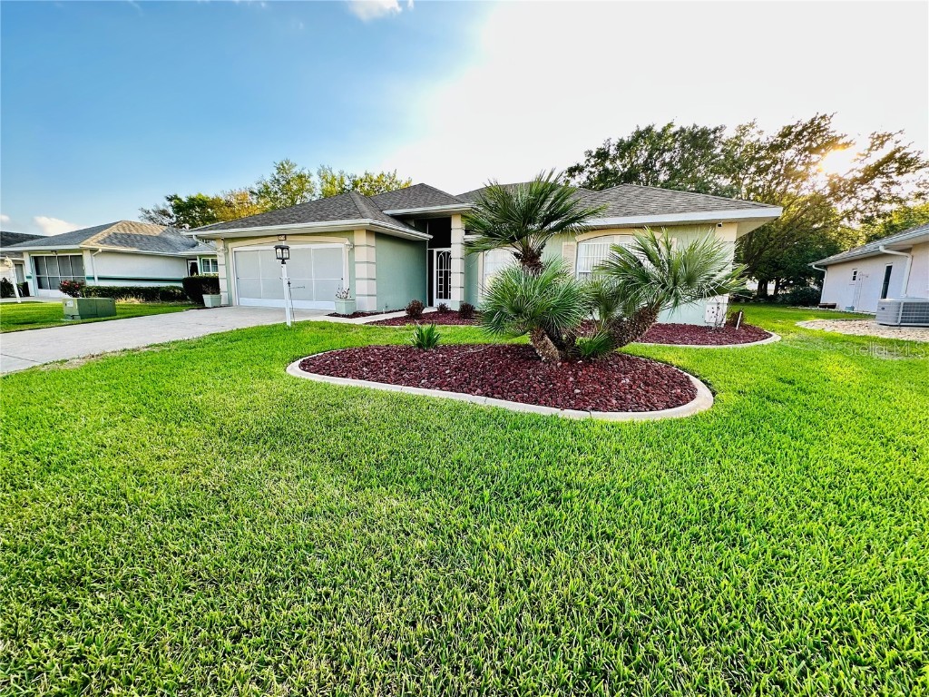 21749 King John Street Leesburg FL 34748 O6095559 image1