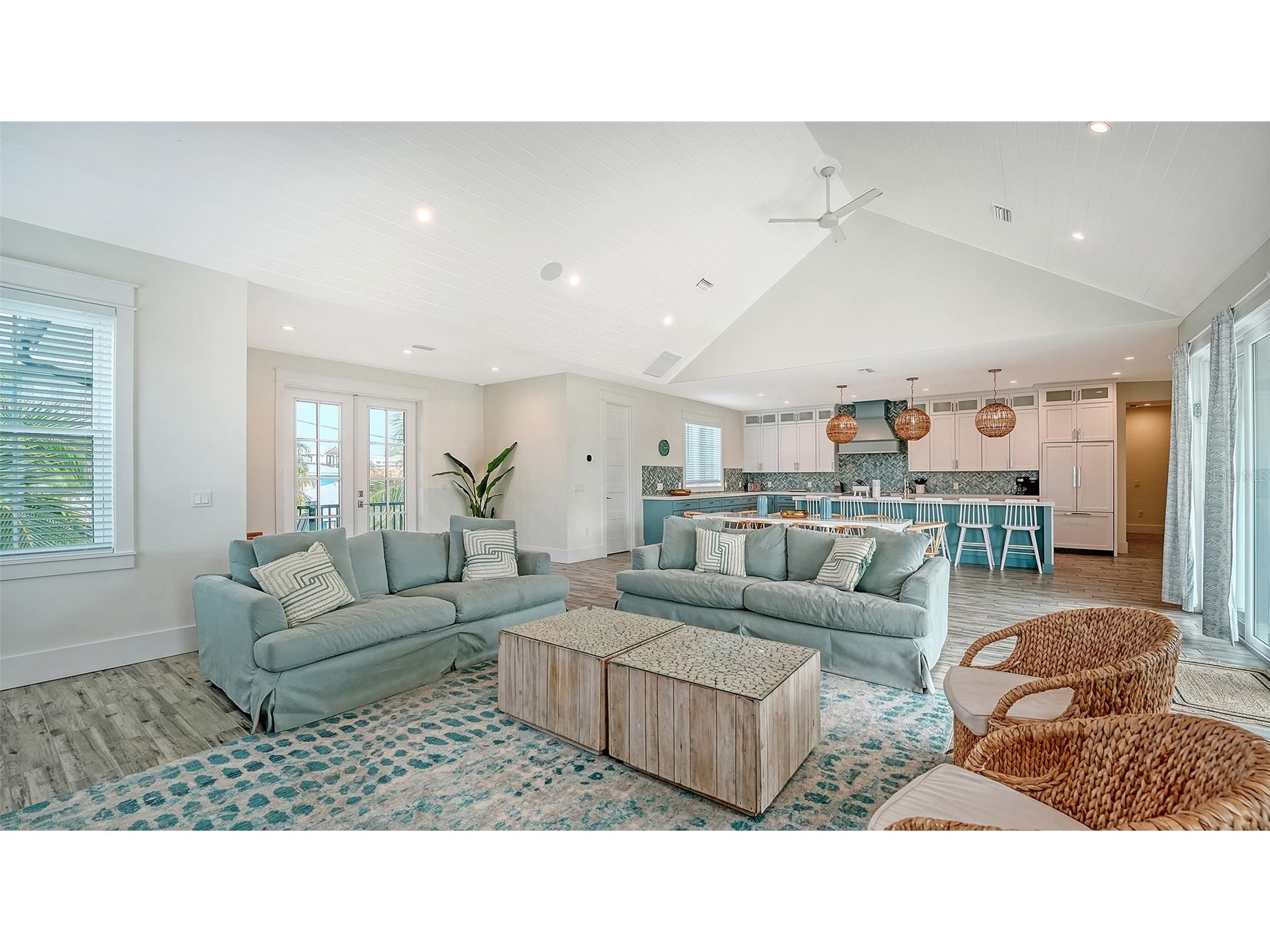 2175 Avenue A Bradenton Beach FL 34217 A4678111 image11