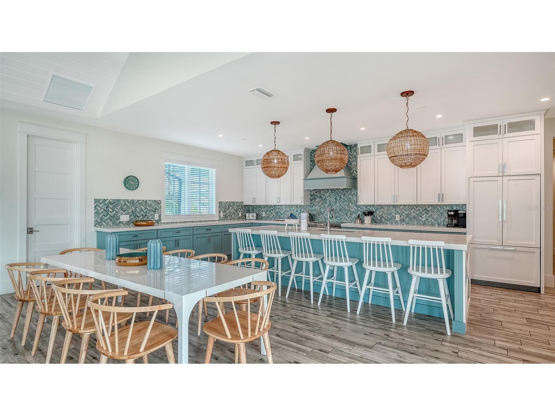 2175 Avenue A Bradenton Beach FL 34217 A4678111 image14