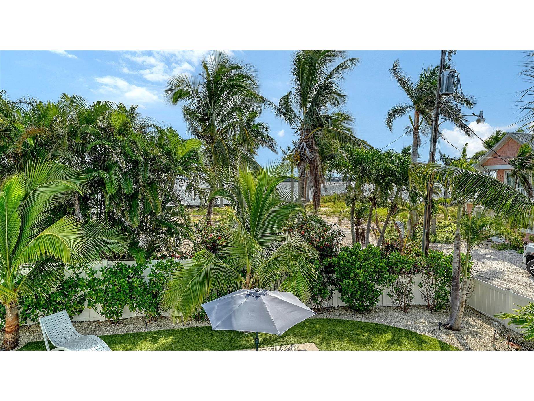 2175 Avenue A Bradenton Beach FL 34217 A4678111 image24