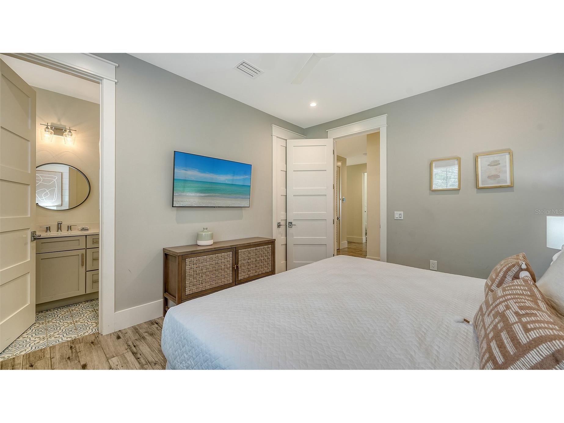 2175 Avenue A Bradenton Beach FL 34217 A4678111 image27