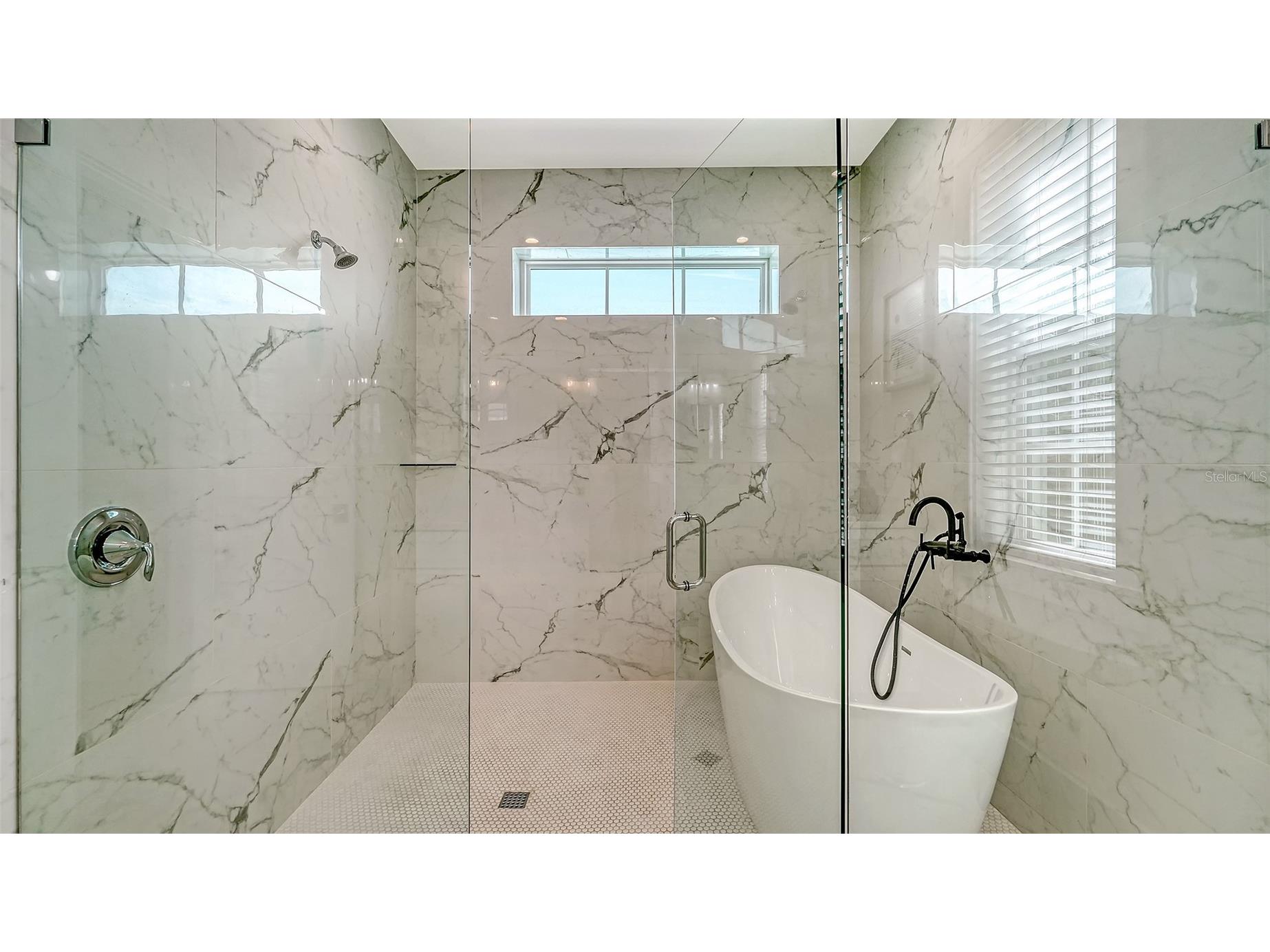 2175 Avenue A Bradenton Beach FL 34217 A4678111 image45