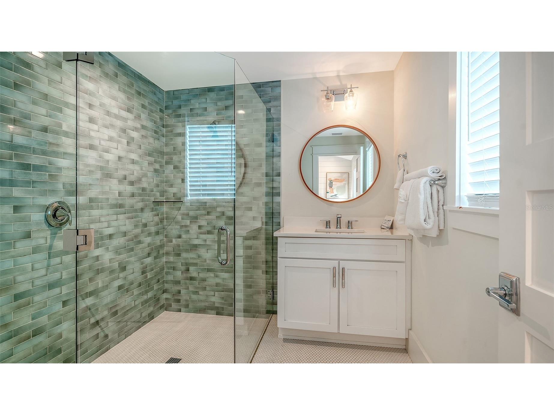 2175 Avenue A Bradenton Beach FL 34217 A4678111 image55