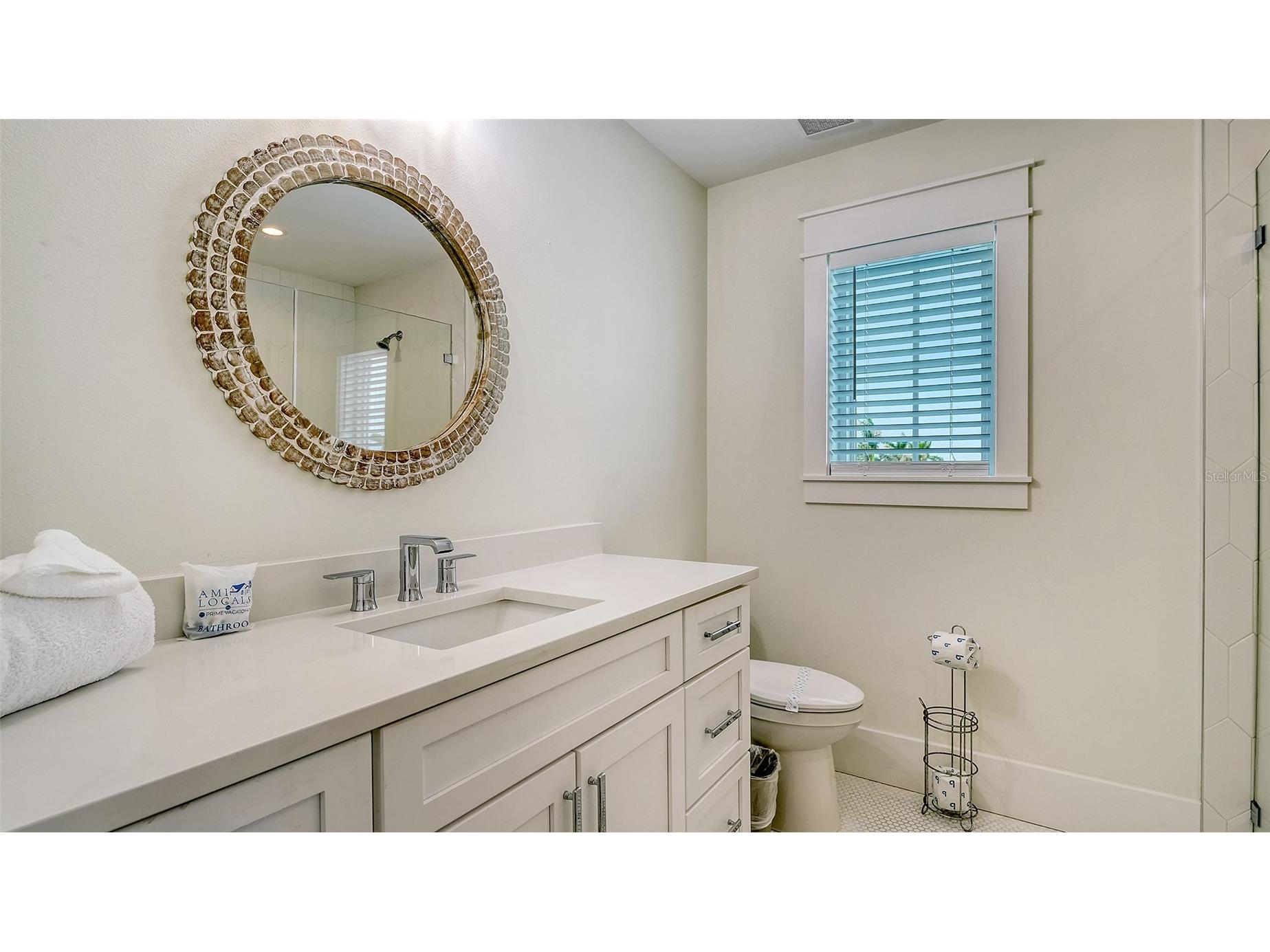 2175 Avenue A Bradenton Beach FL 34217 A4678111 image65