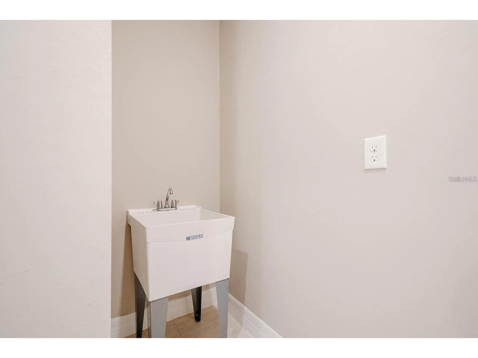 2175 Darley Oak Way North Port FL 34289 A4686537 image23