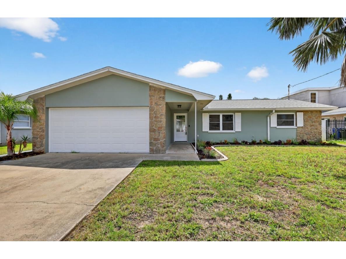 2175 Edythe Drive Dunedin FL 34698 W7875008 image1