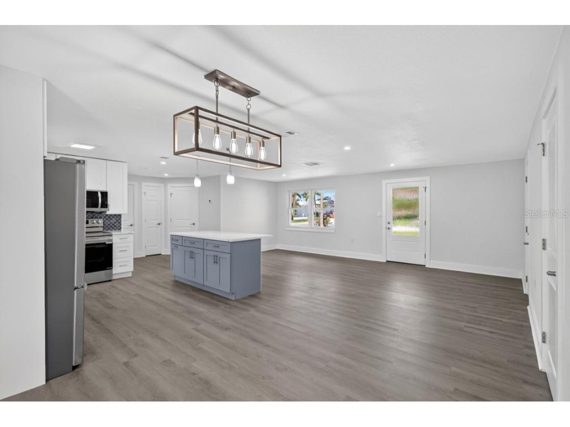 2175 Edythe Drive Dunedin FL 34698 W7875008 image11