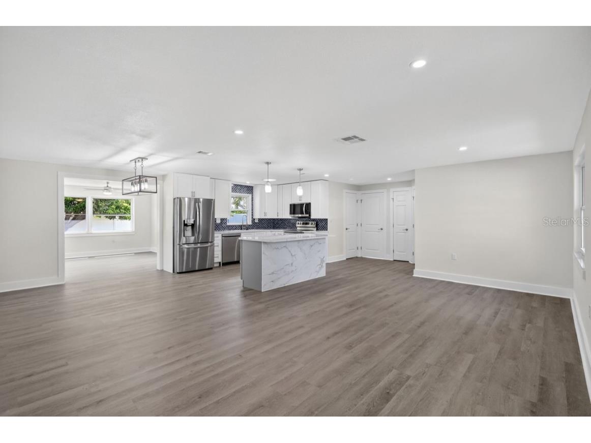 2175 Edythe Drive Dunedin FL 34698 W7875008 image3