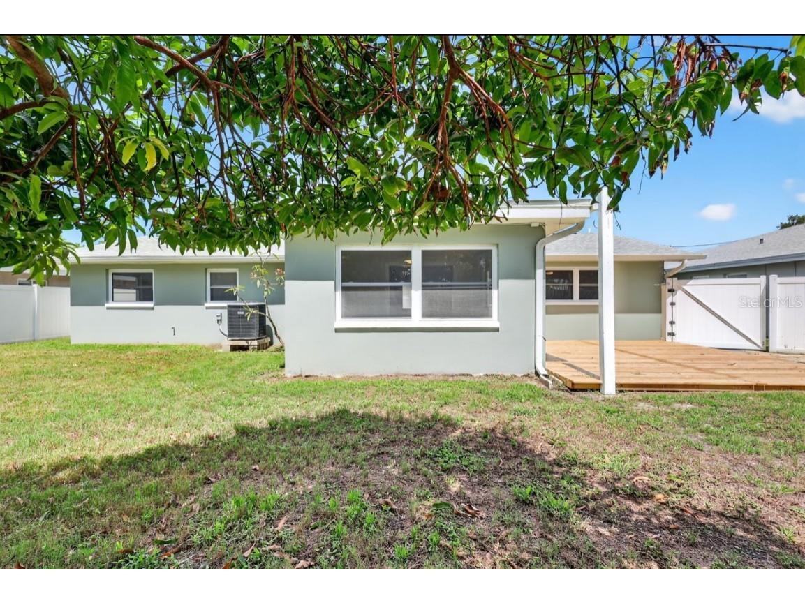 2175 Edythe Drive Dunedin FL 34698 W7875008 image35