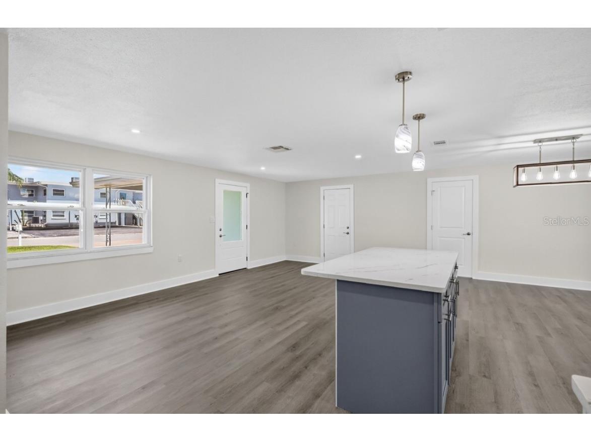 2175 Edythe Drive Dunedin FL 34698 W7875008 image7