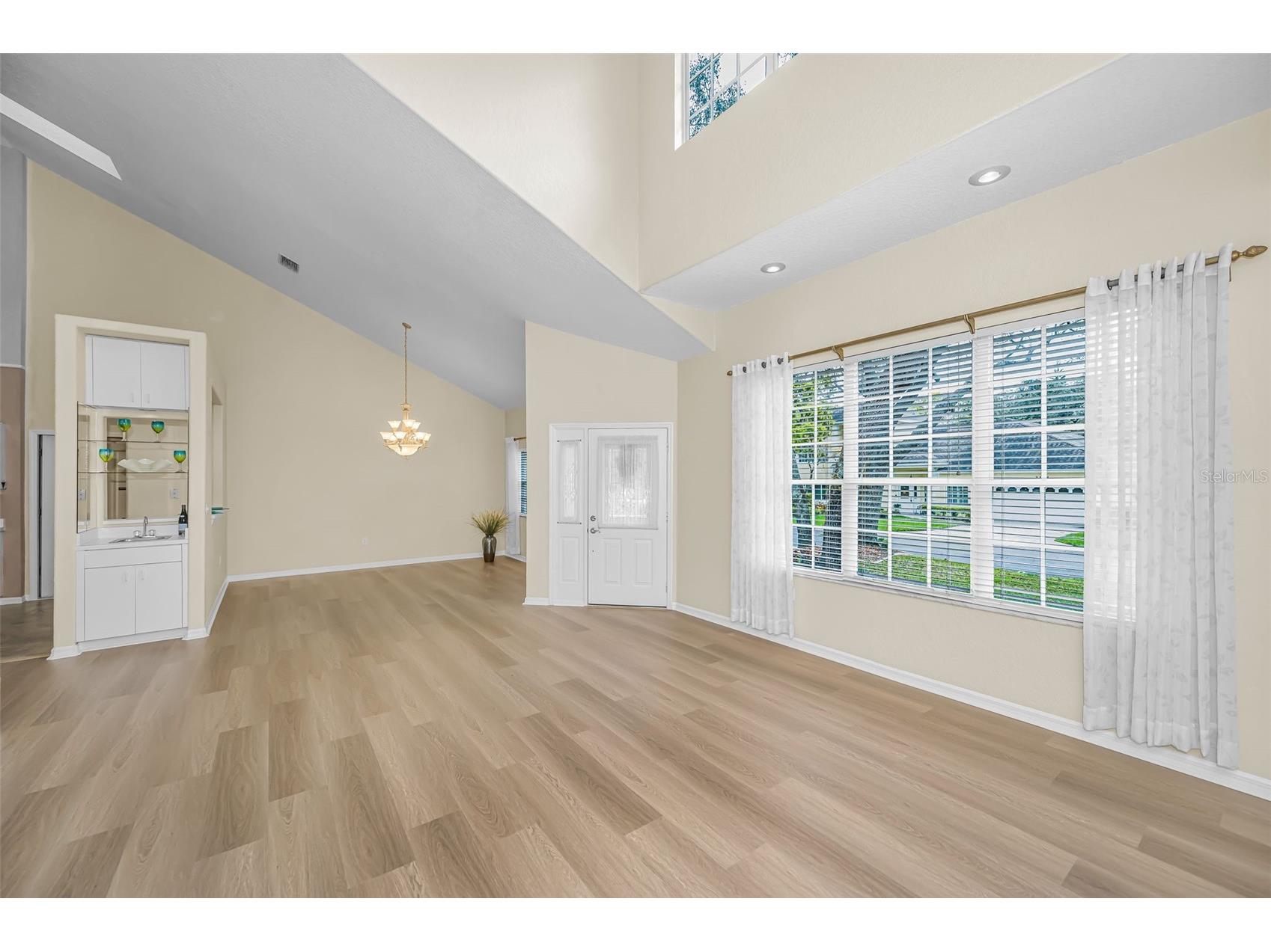 2175 Oak Forest Lane Palm Harbor FL 34683 TB8488436 image9