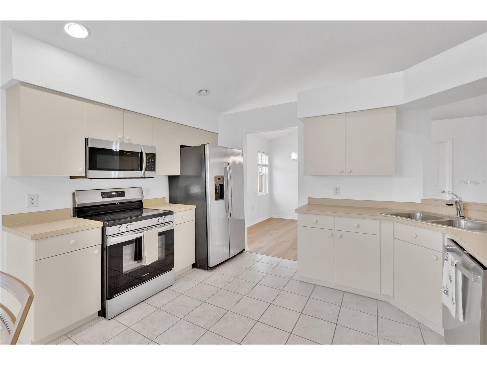 2175 Stoney Pointe Drive Lakeland FL 33813 L4959253 image9