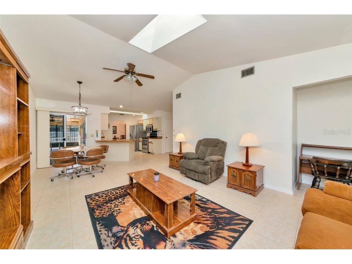 2176 Barksdale Street Port Charlotte FL 33948 - COURTLAND WATERWAY A4672149 image13