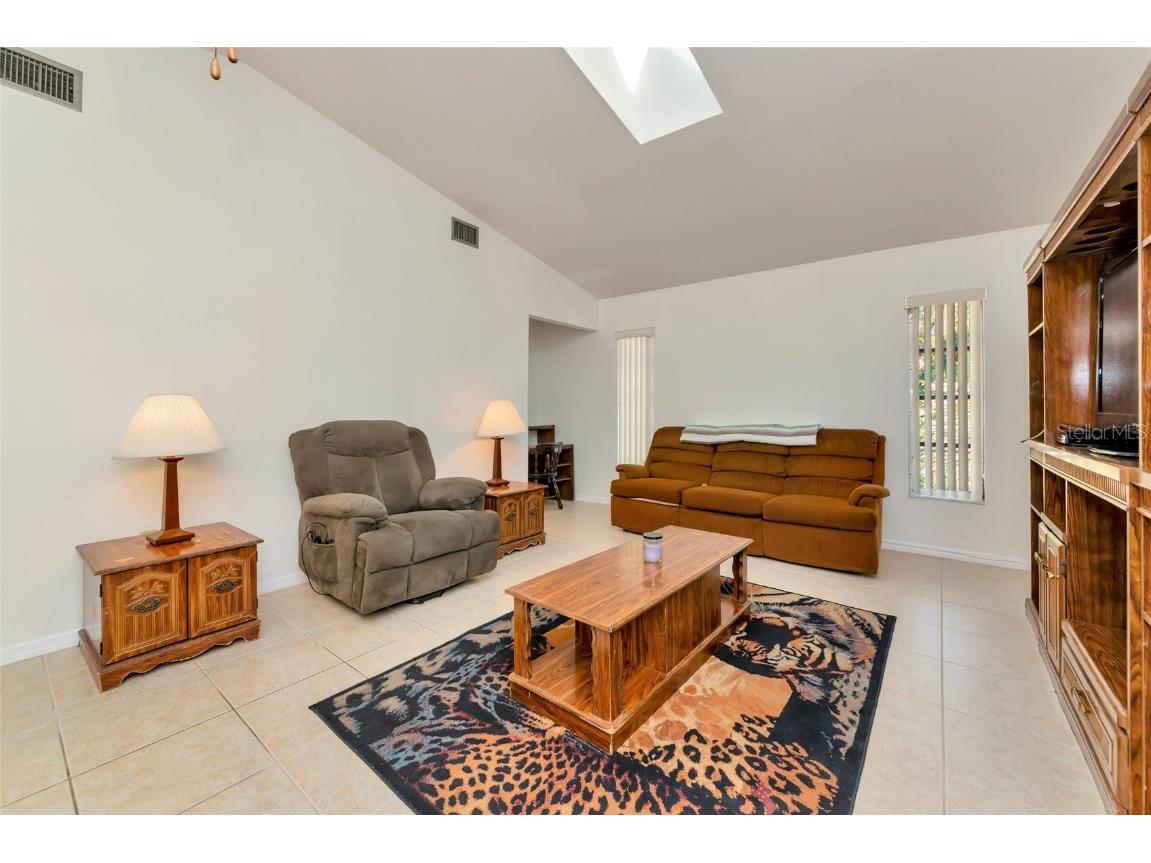 2176 Barksdale Street Port Charlotte FL 33948 - COURTLAND WATERWAY A4672149 image16