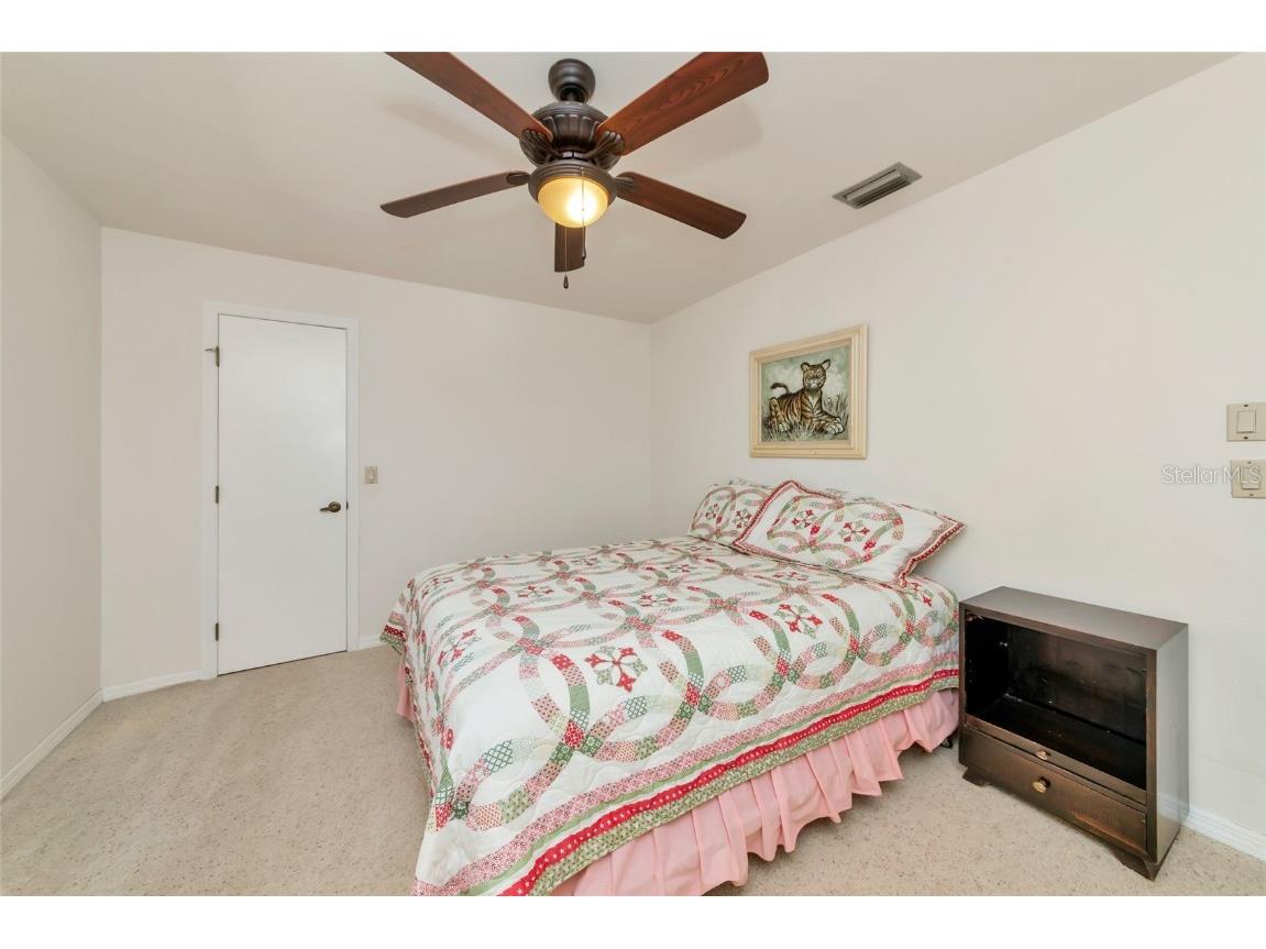 2176 Barksdale Street Port Charlotte FL 33948 - COURTLAND WATERWAY A4672149 image18