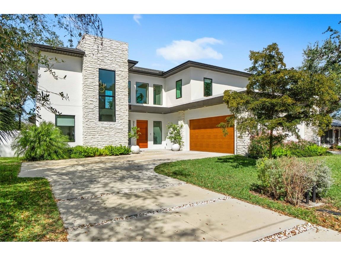 2177 Sunnyside Place Sarasota FL 34239 A4674289 image3