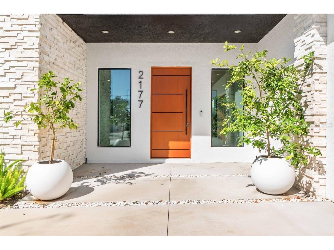 2177 Sunnyside Place Sarasota FL 34239 A4674289 image4