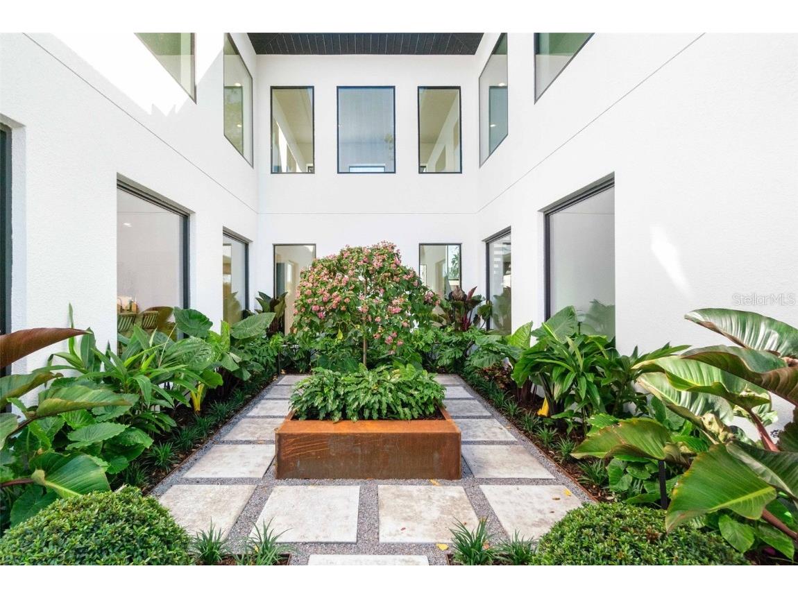 2177 Sunnyside Place Sarasota FL 34239 A4674289 image65