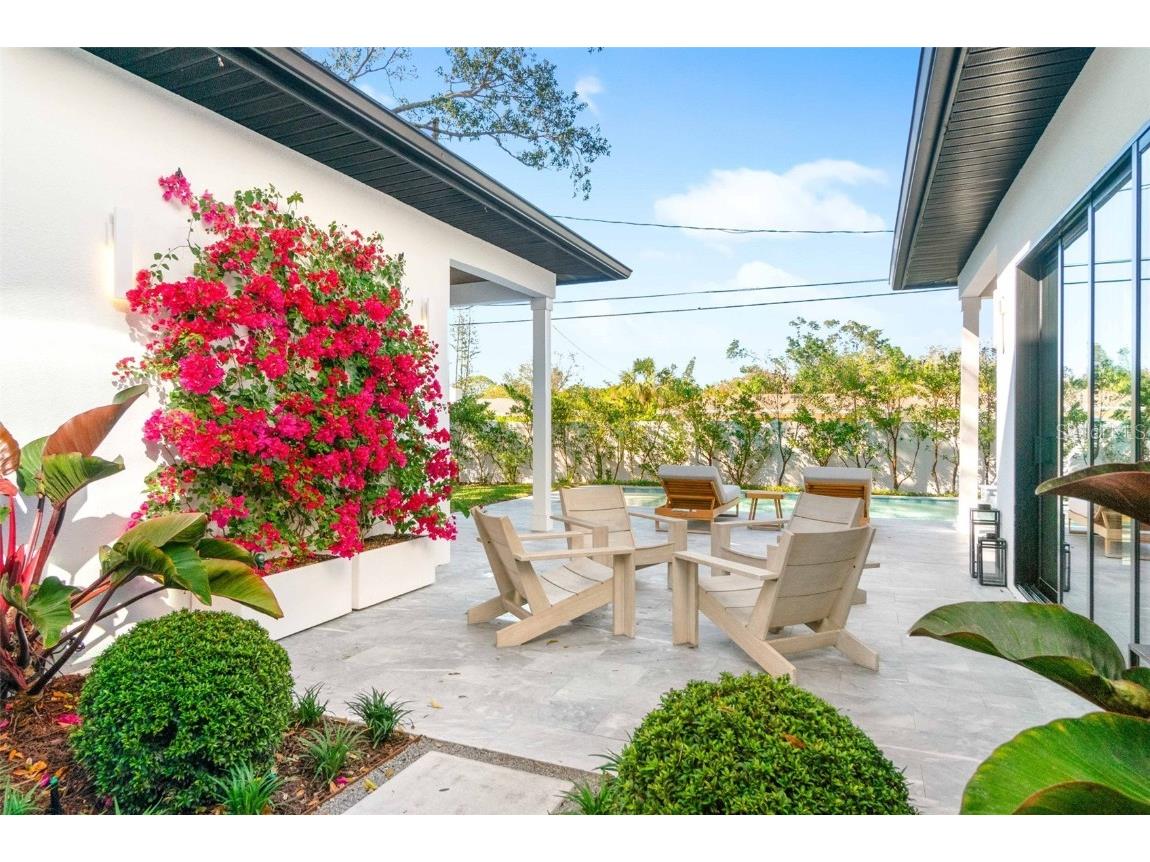 2177 Sunnyside Place Sarasota FL 34239 A4674289 image68